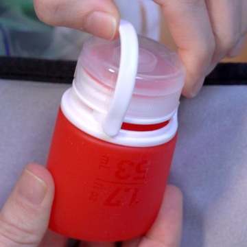 Силиконовая бутылка для самолета Humangear GoToob+ M