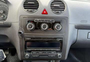 Volkswagen Caddy III Kombi Facelifting 2.0 EcoFuel 109KM 2011 Volkswagen Caddy 2.0 MPI 109 KM 5 osobowy Nowa instalacja LPG 2.0 109KM, zdjęcie 23