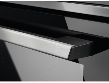 ELECTROLUX EOD5C71X Паровая печь SteamBake