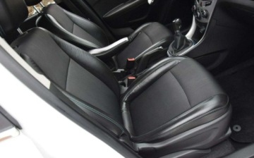 Chevrolet Trax 1.6 115KM 2013 Chevrolet Trax 1.6 MPI Biala Perla Klima Kamera Hak Sprowadzony Oplacony, zdjęcie 27