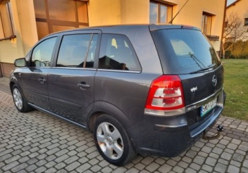 Opel Zafira B 1.6 Twinport ecoFLEX 115KM 2010 Opel Zafira 1.6I LPG 7-osob Zadbane Polecam. 1.6 BenzynaLPG 115KM, zdjęcie 7