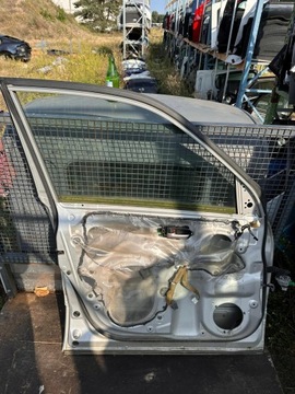 DVEŘE LEVÝ PŘEDNÍ SUZUKI GRAND VITARA