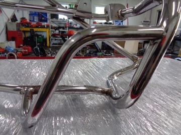 YAMAHA XVZ Venture 1300 боковая рамка корпуса