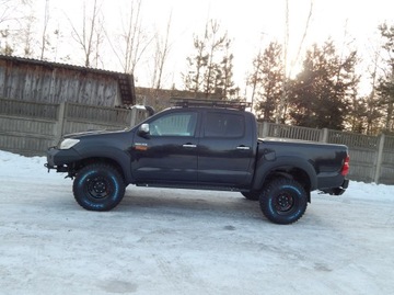 Toyota Hilux 7 багажник на крышу, палатка-платформа