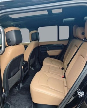 Land Rover Defender IV (L663) Hard Top 90 3.0D R6 250KM 2025 Land Rover Defender Land Rover DEFENDER 110 3.0D I6 250PS AWD AUTO X-DYNAM, zdjęcie 14