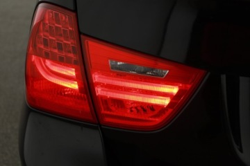 BMW Seria 3 E90-91-92-93 Touring E91 2.0 318d 143KM 2012 BMW 3 318 d, Xenon, Bi-Xenon, Klima, Klimatronic, zdjęcie 16