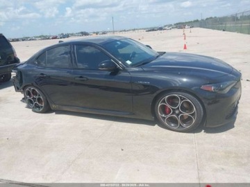 Alfa Romeo Giulia II 2024 Alfa Romeo Giulia Veloce 2024 2.0l 2.0 Benzyna 280KM, zdjęcie 6