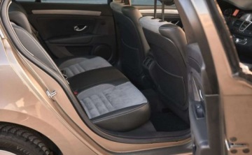 Renault Laguna III Hatchback 2.0T 16v 170KM 2011 Renault Laguna Renault Laguna 2.0 TCe 170 Initiale 2.0 Benzyna 170KM, zdjęcie 14