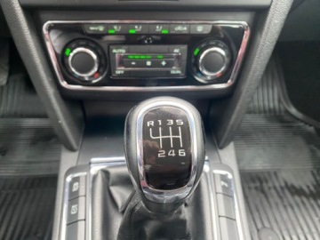 Skoda Superb II Kombi 1.8 TSI 160KM 2010 Skoda Superb XENONY NAWIGACJA PARKTRONIC TEMPOMAT SERWISOANA ZAREJESTROWANA, zdjęcie 9