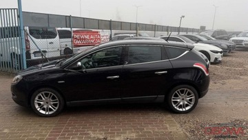 Lancia Delta III Hatchback 1.9 Twinturbo MultiJet 190KM 2011 Lancia Delta 1.9jtd 190KM max wersja asyst parkowania ledy xenon skora 1.r, zdjęcie 7