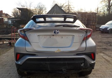 Toyota C-HR I Crossover 1.8 Hybrid 122KM 2018 Toyota C-HR Okazja 1.8 Hybryda 122KM, zdjęcie 14