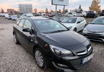 Opel Astra J Sports Tourer Facelifting 1.6 Twinport ECOTEC 115KM 2013 Opel Astra 1 wlasciciel, auto bezwypadkowy, NISKI POTWIERDZONY PRZEBIEG, zdjęcie 32