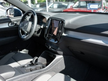 Volvo XC40 Crossover Facelifting 2.0 B3 163KM 2023 Volvo XC 40 DW4VX21#B3 Core LED K.cof Cz.park, zdjęcie 30