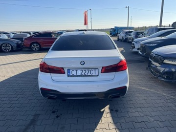 BMW Seria 5 G30-G31 Limuzyna 540d 320KM 2019 BMW 540 M Sport XDrive Skóra Kamera Panorama, zdjęcie 2