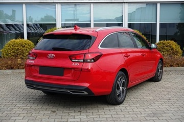 Hyundai i30 III Wagon Facelifting 1.5 T-GDI 48V 160KM 2020 Hyundai i30 Automat, Tempomat, Klimatyzacja 2stref. CarPlayAA, czujniki pa, zdjęcie 2