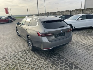 BMW Seria 5 G90-91 Touring 2.0 520d 197KM 2024 BMW 520 XDrive Automat Skóra Kamera Podgrzewanie, zdjęcie 1