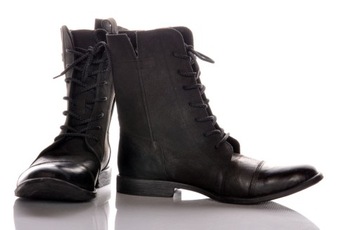 BUTY BULLET za kostkę PRZYPALANE WYŚWIECONY SZPIC CZARNE SZTYBLETY SKÓRA 44