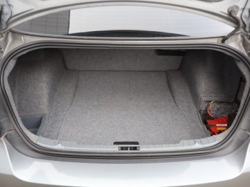 BMW Seria 3 E90-91-92-93 Limuzyna E90 318i 143KM 2010 BMW 3 318 i, Klima, Parktronic,ALU, zdjęcie 13