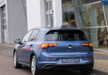 Volkswagen Golf VIII Hatchback Facelifting 1.5 TSI 150KM 2026 Volkswagen Golf tapicerka Art Velours, Pakiet Zimowy, od reki 1.5 150KM, zdjęcie 2