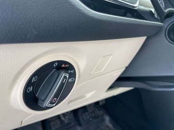 Seat Leon III 2013 Seat Leon 1.61.6 TDI Ecomotive Style SS Bezwypadkowy 1.6 Diesel 110KM, zdjęcie 22