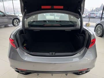 Alfa Romeo Giulia II Sedan Facelifting 2.0 Turbo 280KM 2020 Alfa Romeo Giulia Q4 Veloce / Kamera cofania / And, zdjęcie 15