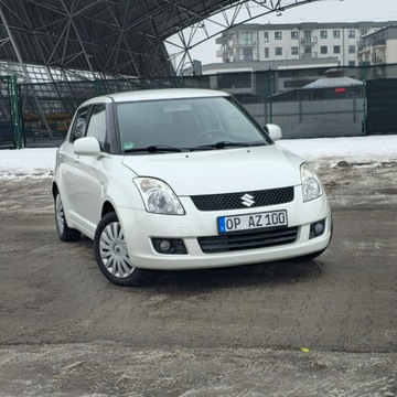 Suzuki Swift IV Hatchback 5d 1.3 92KM 2009 Suzuki Swift 1.3 Comfort dance, zdjęcie 3