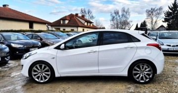 Hyundai i30 II Wagon 1.6 GDI 135KM 2014 Hyundai i30 BENZYNA 5 DRZWI KLIMA niski przebieg super okazja 1.6, zdjęcie 23