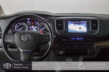 Toyota Proace II Furgon Medium 2.0 D-4D 177KM 2020 Toyota PROACE VERSO Verso 2.0 D4-D Medium Family A, zdjęcie 2