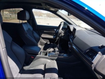 Audi SQ5 2022 Audi SQ5 Sportback Premium Plus, 2022r., 4x4, 3.0L 3.0 Benzyna 349KM, zdjęcie 8