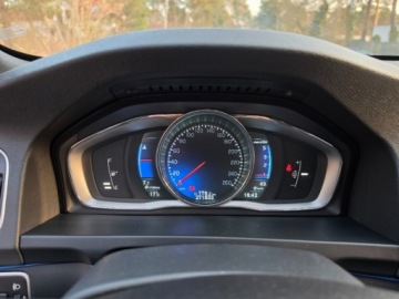 Volvo S60 II Sedan Facelifting 2.0 D2 DRIVE-E 120KM 2015 Volvo S60 Volvo S60 2.0 R-Desing Skory Harman Kardon Super Stan 2.0, zdjęcie 31