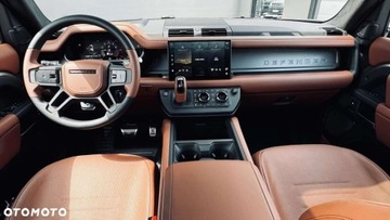 Land Rover Defender IV (L663) 2025 Land Rover Defender Land Rover Defender 4.4 P635 V8 mHEV Octa 4.4 Hybryda, zdjęcie 14