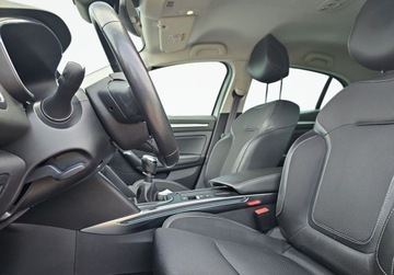 Renault Megane IV Hatchback 5d  Facelifting 1.3 TCe 140KM 2021 Renault Megane Grupa Adamowscy PL salon 1.3 Benzyna 140KM, zdjęcie 11
