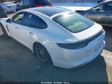 Porsche Panamera II Liftback Facelifting 2.9 330KM 2022 Porsche Panamera 2022 44 PLATINUM EDITION 2.9 Benzyna 330KM, zdjęcie 2