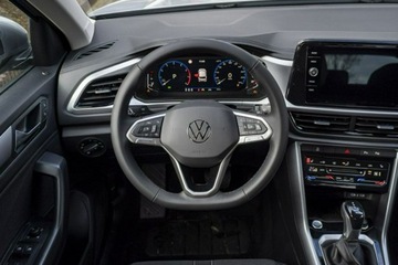 Volkswagen T-Roc I SUV Facelifting 1.5 TSI ACT 150KM 2025 Volkswagen T-Roc Life Plus 1.5 TSI 150 KM DSG, zdjęcie 14