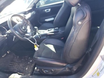 Ford Mustang VI Convertible 5.0 Ti-VCT 421KM 2017 Ford Mustang FORD MUSTANG GT 2017 5.0 Benzyna 421KM, zdjęcie 6