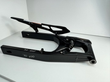 SUZUKI GSF 650 BANDIT WAHACZ TYŁ