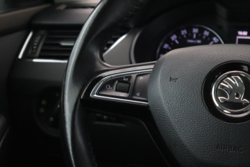 Skoda Octavia III Kombi 1.6 TDI CR DPF 110KM 2015 Skoda Octavia 1.6 TDI, Salon Polska, Klima, zdjęcie 15