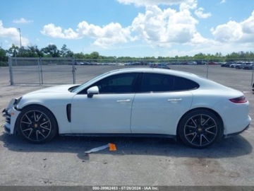 Porsche Panamera II Executive 3.0 330KM 2018 Porsche Panamera 2018r, 4x4, 3.0L 3.0 Benzyna 330KM, zdjęcie 5