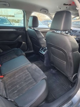 Skoda Superb III Liftback 2.0 TDI 190KM 2016 Skoda Superb 2.0 TDI 190KM Automat Canton ACC Hak Gwarancja 2.0 Diesel, zdjęcie 11