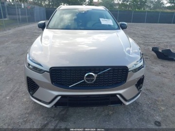 Volvo XC60 II 2024 Volvo XC 60 Recharge T8 Plus Dark Theme 2024 2.0l 2.0 Hybryda Plug-in 312KM, zdjęcie 7