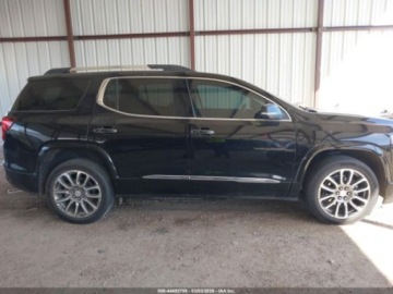  GMC Acadia Denali 2023 3.6 Benzyna 310KM, zdjęcie 5