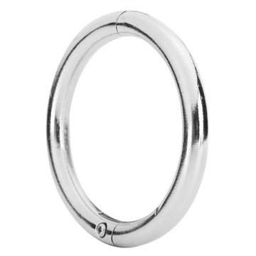 Металлическое кольцо из бычьего носа, хромированное.