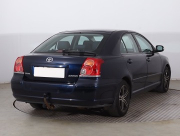 Toyota Avensis II Hatchback 1.8 VVT-i 129KM 2007 Toyota Avensis 1.8 VVT-i, Navi, Klima, zdjęcie 4