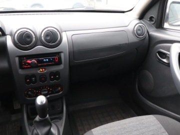 Dacia Duster I SUV 1.6 16V 105KM 2013 Dacia Duster 1.6 16V, Klima, zdjęcie 7