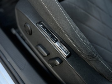 Volkswagen Golf VIII Variant 1.5 eTSI 150KM 2022 Volkswagen Golf Style| Masaż + pamięć | Navi | Pod, zdjęcie 13