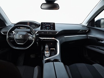 Peugeot 5008 II Crossover 1.2 PureTech 130KM 2020 Peugeot 5008 7 osobowy, automat, zdjęcie 22