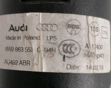 AUDI A4 B9 8W9 ROLETA KUFRU KOMBI ORIGINÁLNÍ 2015-
