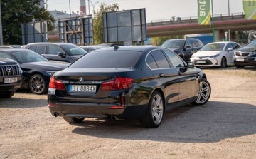 BMW Seria 5 F10-F11 Limuzyna Facelifting 535i 306KM 2014 BMW Seria 5 BMW SERIA 5 VI (F07F10F11) 535 xDrive 306KM 3.0 Benzyna 306KM, zdjęcie 6