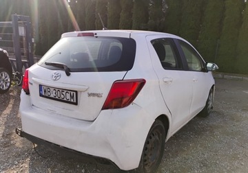 Toyota Yaris III Hatchback 5d Facelifting 1.0 VVT-i 69KM 2016 Toyota Yaris 2016r, 1.0 LPG. Uszkodzony lewy bok. Jezdzi. BenzynaLPG 70KM, zdjęcie 3