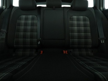 Volkswagen Golf VII GTD Variant Facelifting 2.0 TDI-CR BMT 184KM 2019 Volkswagen Golf DSG full LED navi klima auto, zdjęcie 17